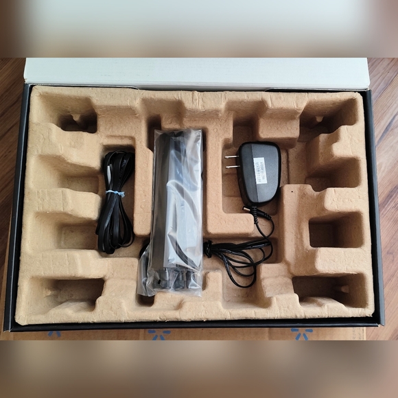 NETGEAR (AX4200) NightHawk WiFi-6 Router - Picture 9 of 12